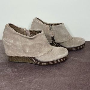 Wedge Bootie Taupe Dr. Scholl's